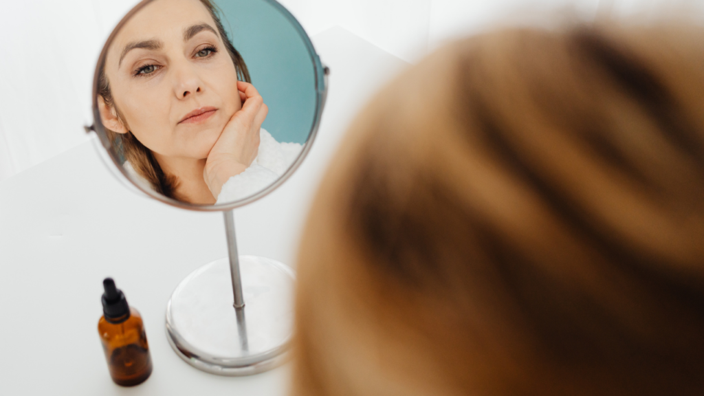 Vitamina C ou Ácido Hialurônico Saiba Qual é a Melhor Escolha para Sua Rotina de Pele. 2 2 19